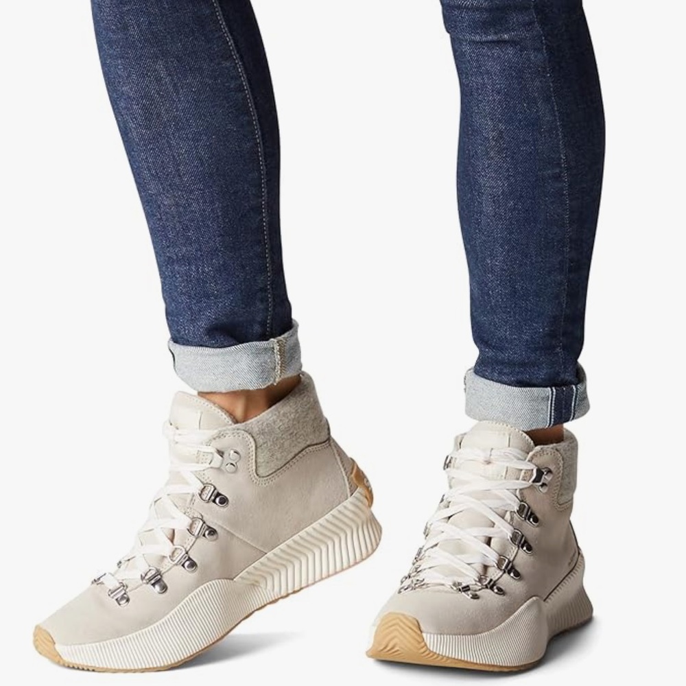 Sorel Ankle Boots in Cream and Tan